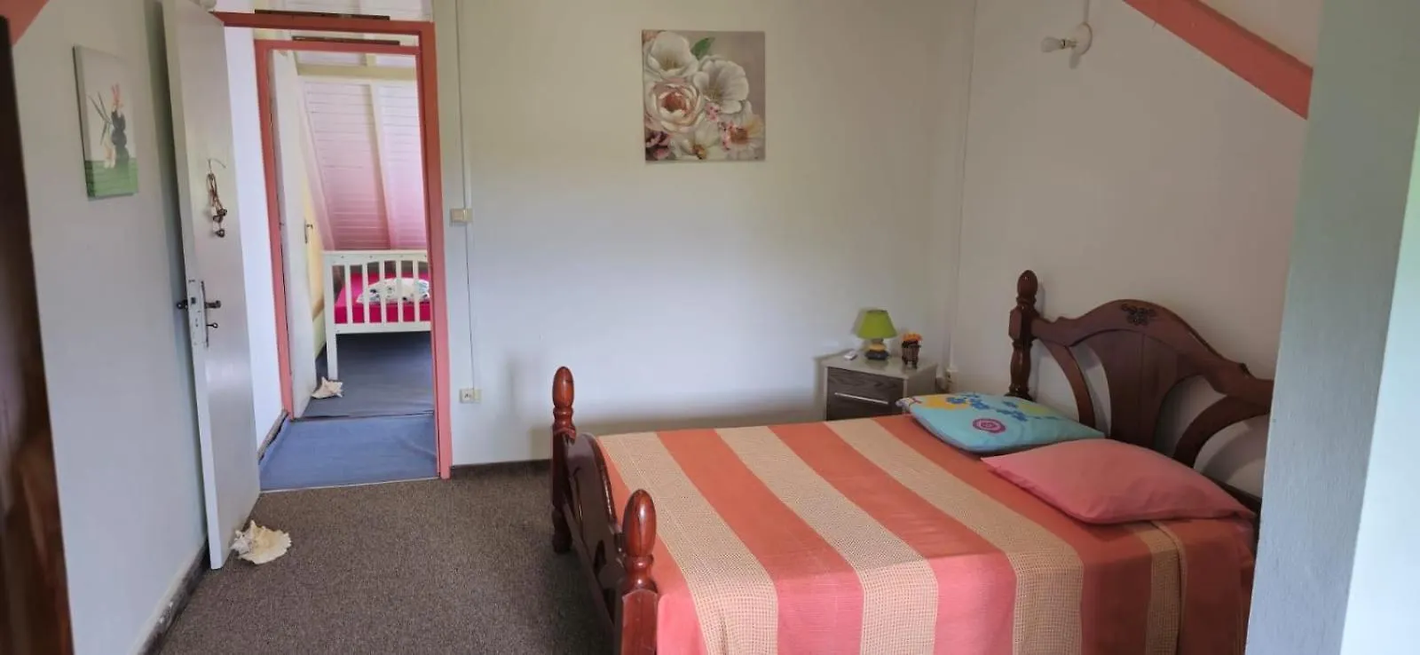 Maison Du Soleil Les Abymes Guest house